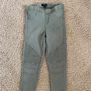 Olive piper jegging — small
